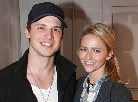 freddie stroma wife